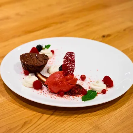 Haus Maximilian By Lamm