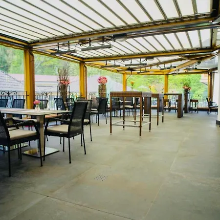 Hotel Haus Maximilian Powered By Lamm *